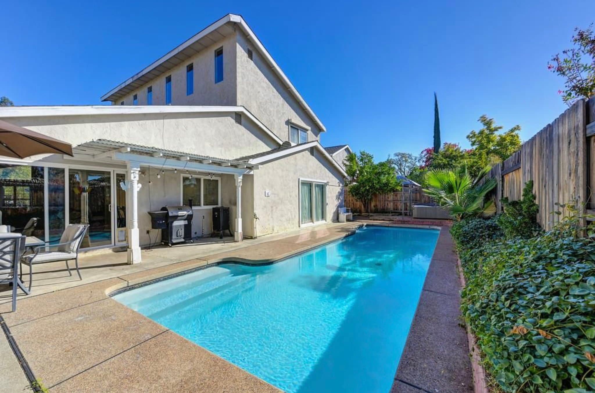 Orangevale Single Room: 9348 Blue Oak Way