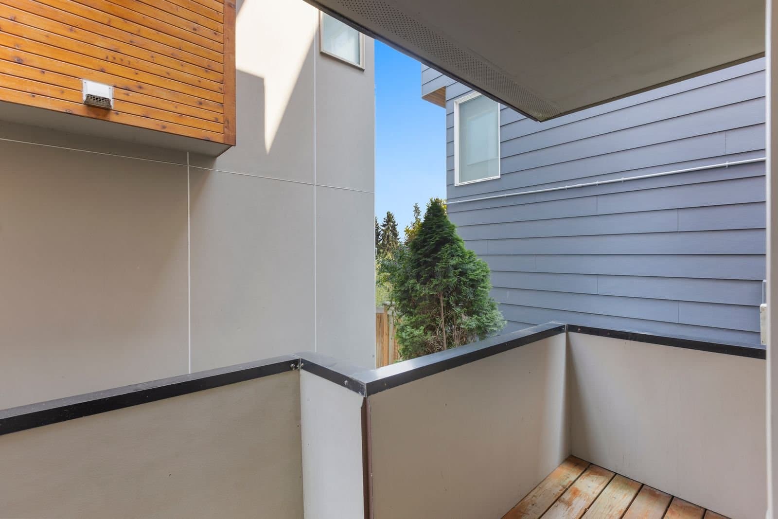 Seattle House: 1536 Sturgus Ave S