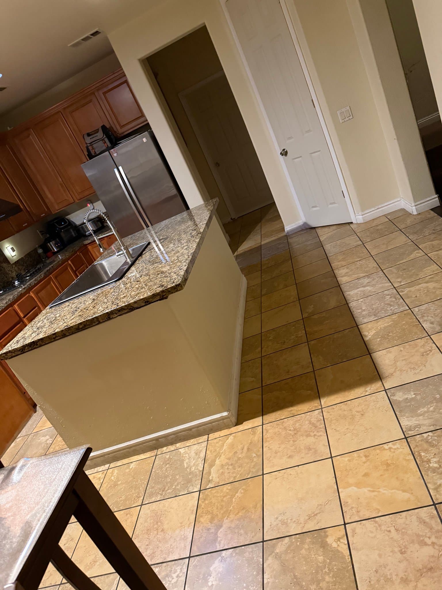 Corona Single Room: 13744 dellbrook st