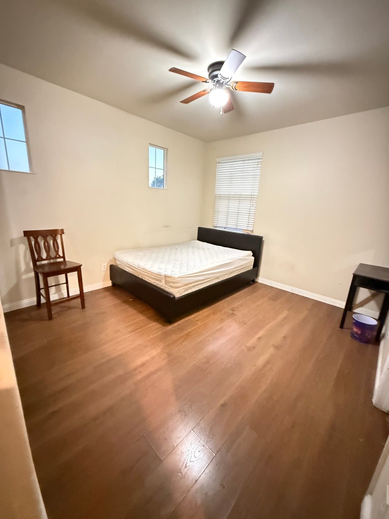 Corona Single Room: 13744 dellbrook st
