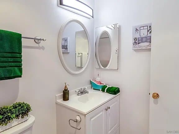 San Diego Apartment: 3870 37th St APT 24