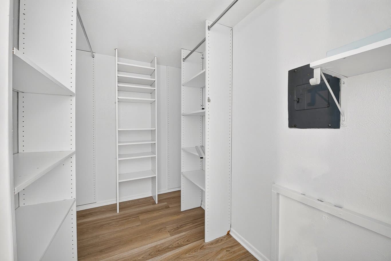 Dallas Condo: 10558 High Hollows Drive
