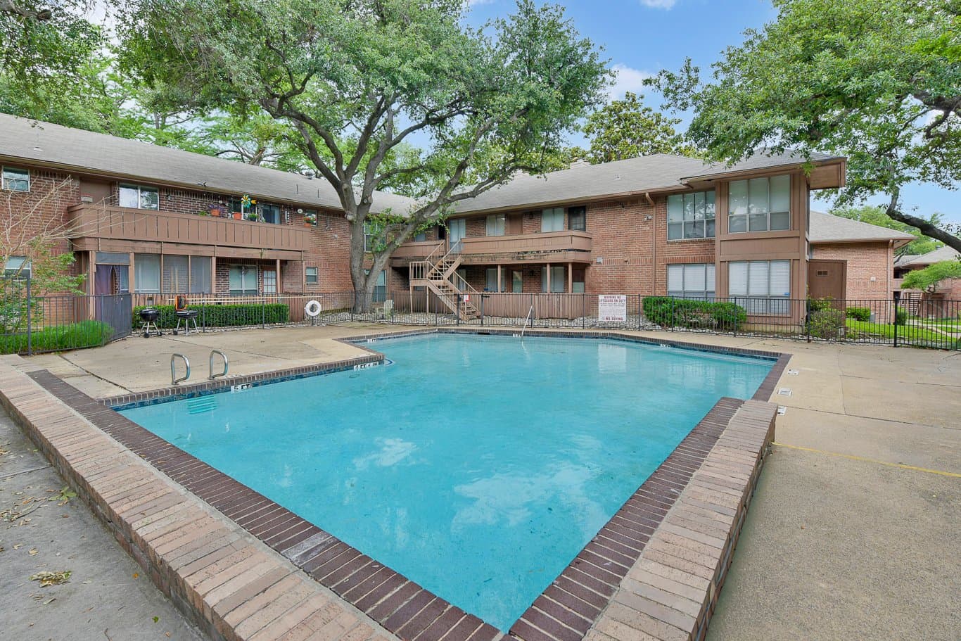 Dallas Condo: 10558 High Hollows Drive