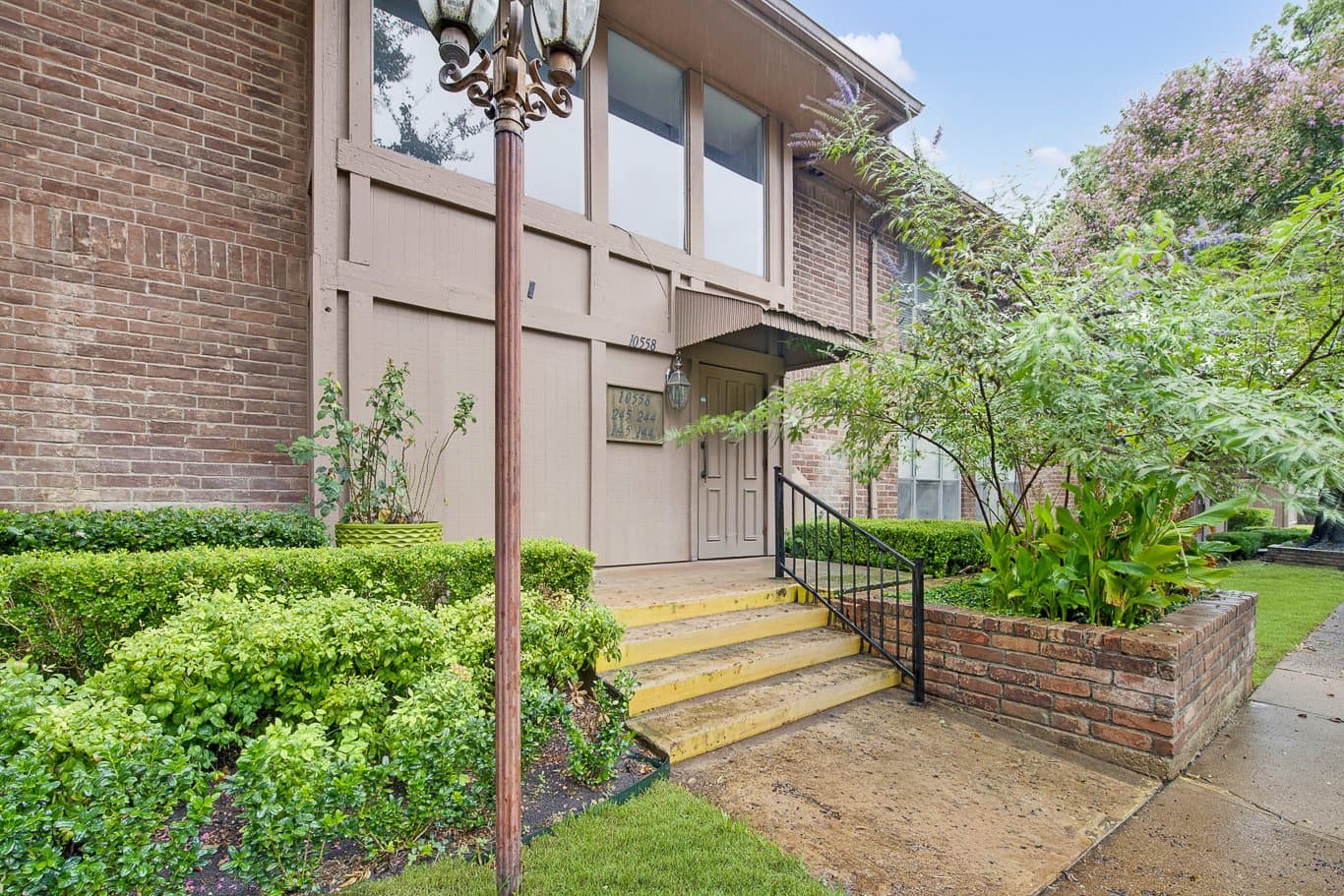 Dallas Condo: 10558 High Hollows Drive