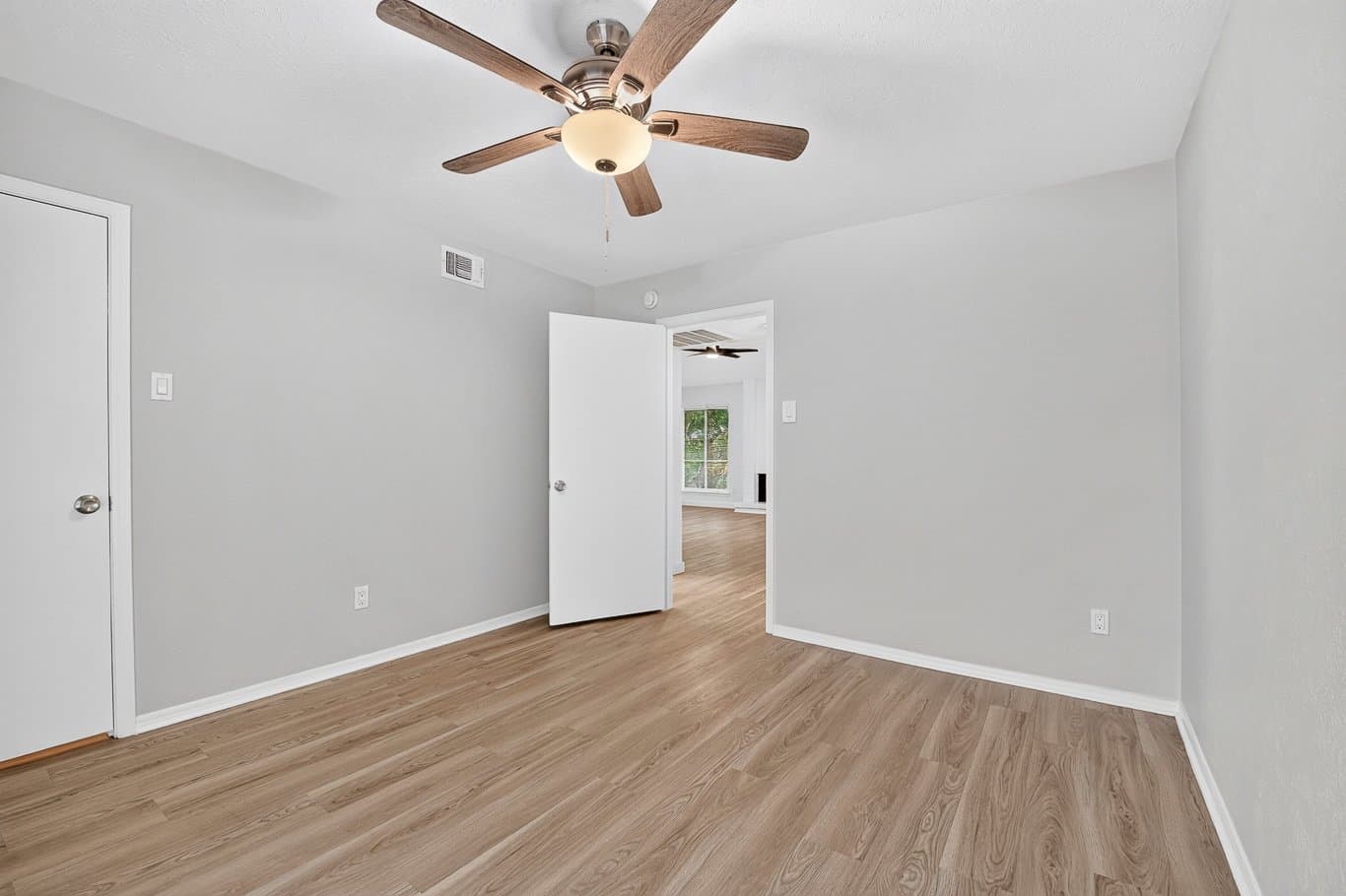 Dallas Condo: 10558 High Hollows Drive