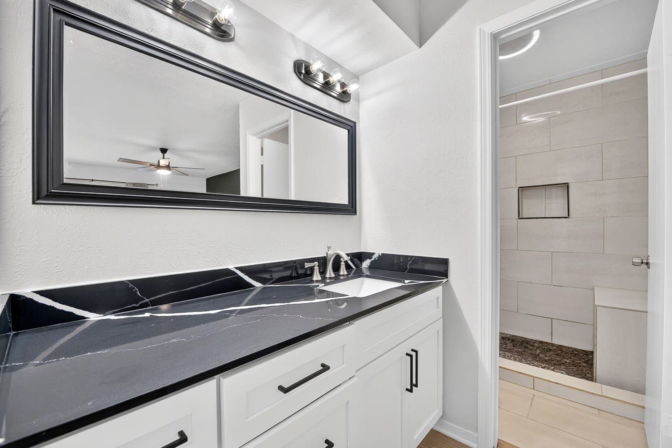 Dallas Condo: 10558 High Hollows Drive