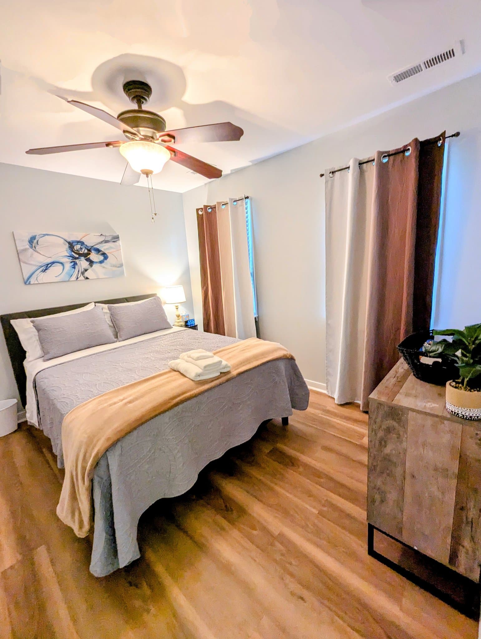 Prince George Single Room: 5412 Takach Rd