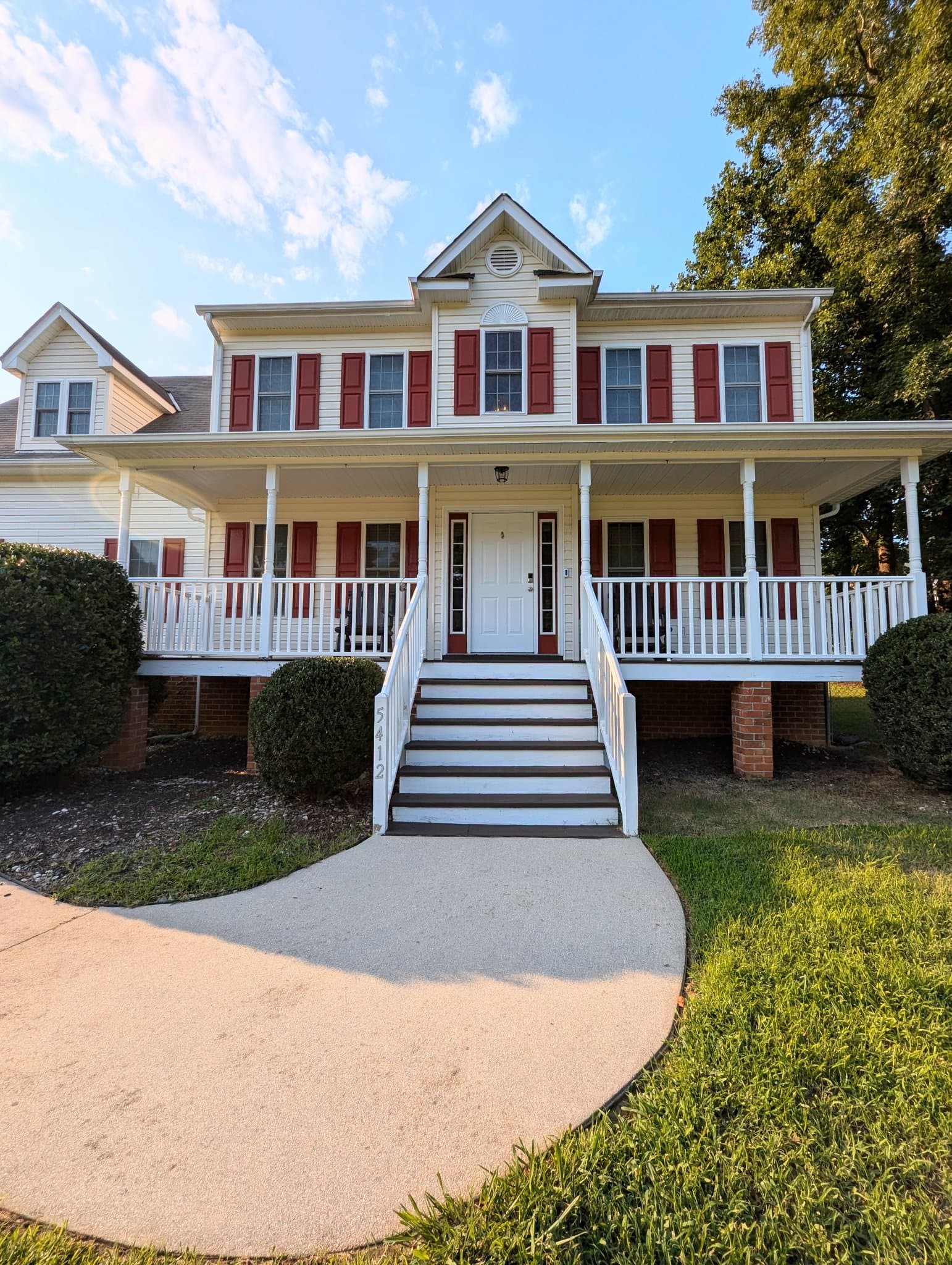 Prince George Single Room: 5412 Takach Rd