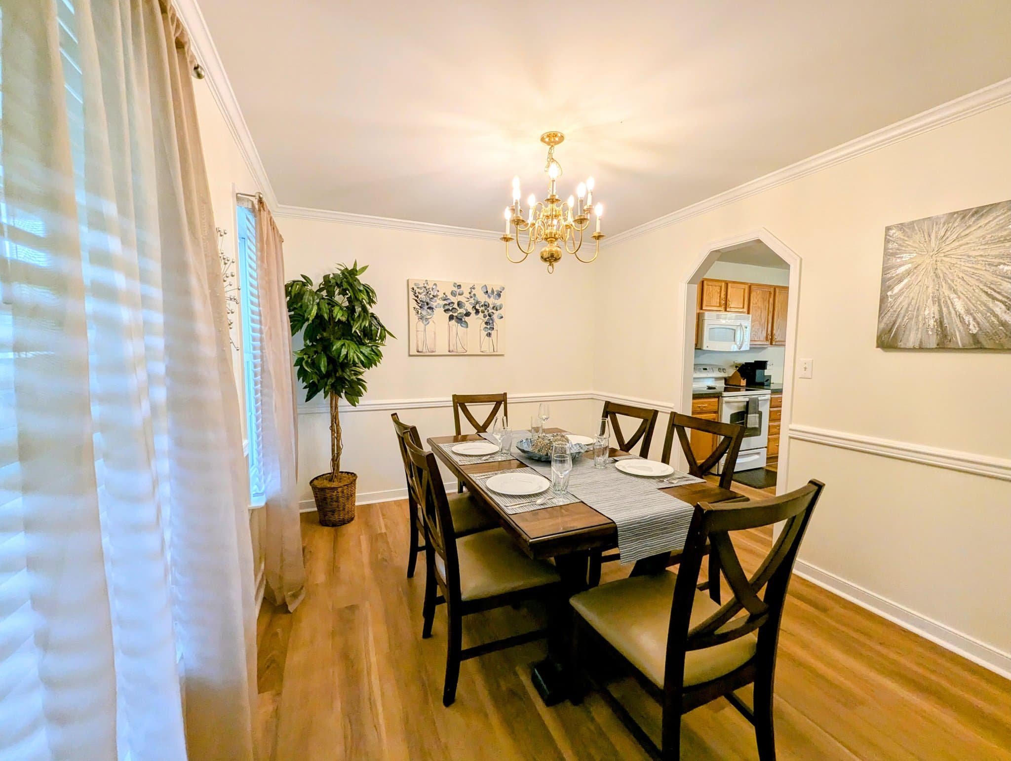 Prince George Single Room: 5412 Takach Rd