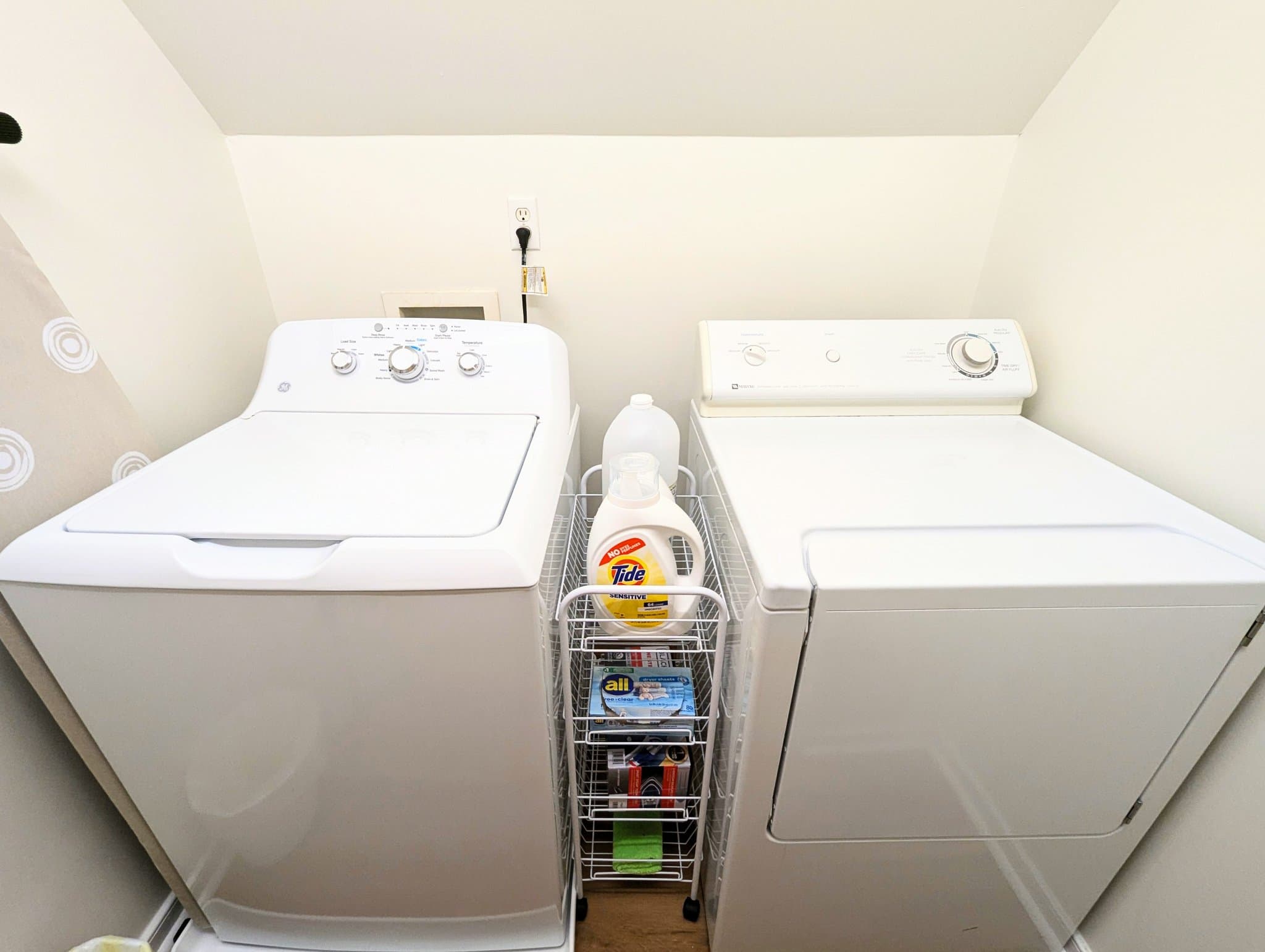 Prince George Single Room: 5412 Takach Rd