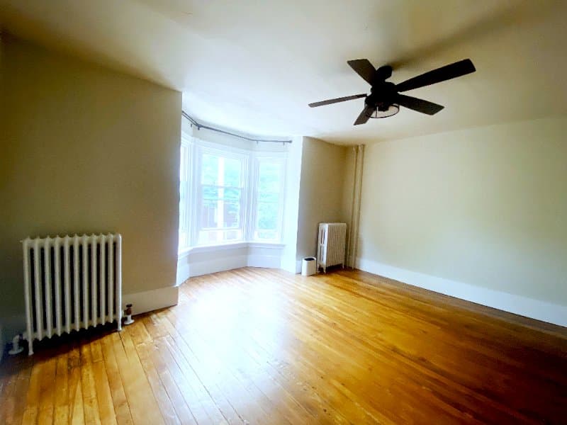 LANCASTER Single Room: 49 Green Street