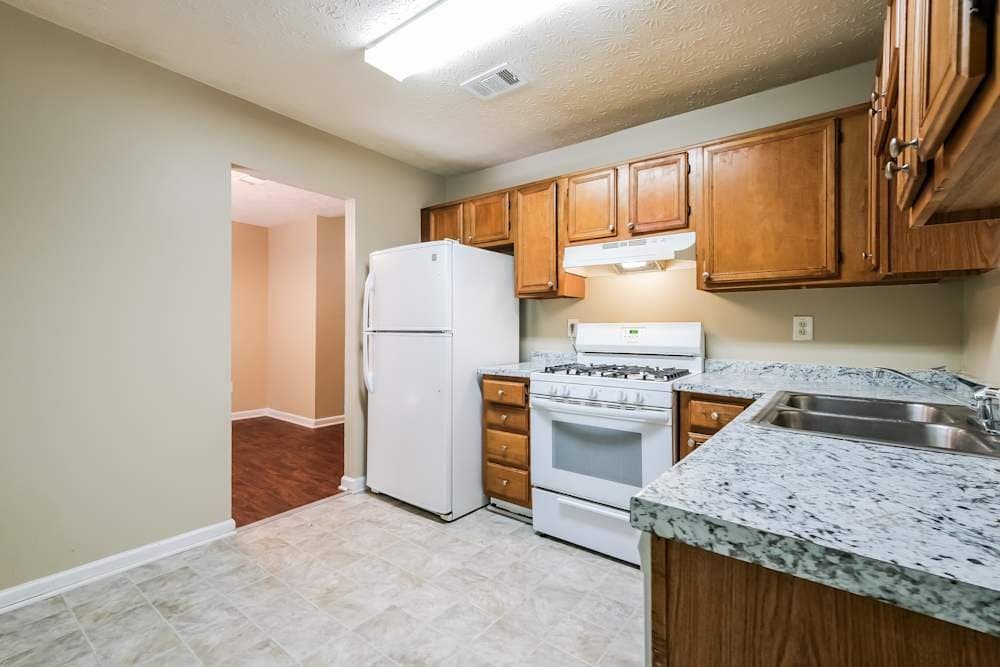 Snellville House: 2806 Wilflower Ln,