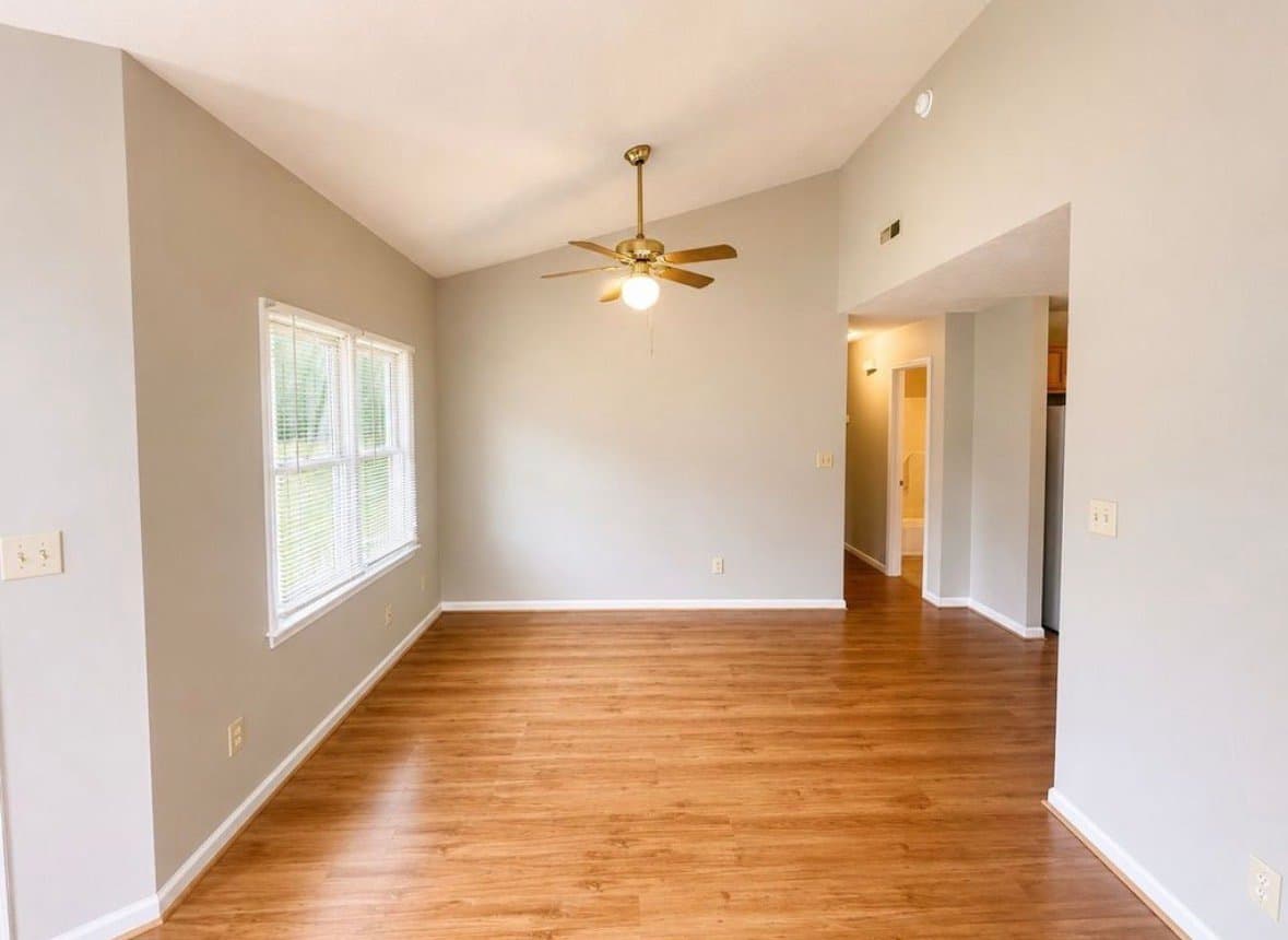 Fayetteville House: 633 Winthrop ct