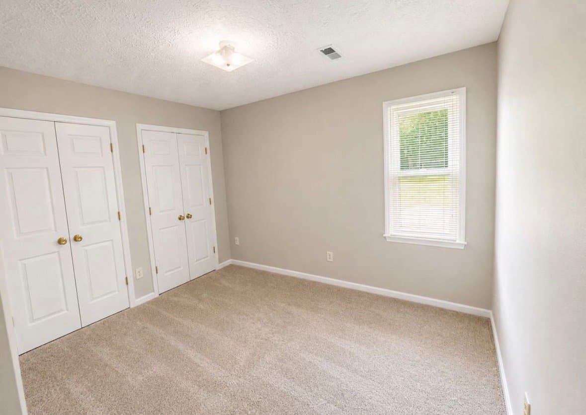 Fayetteville House: 633 Winthrop ct
