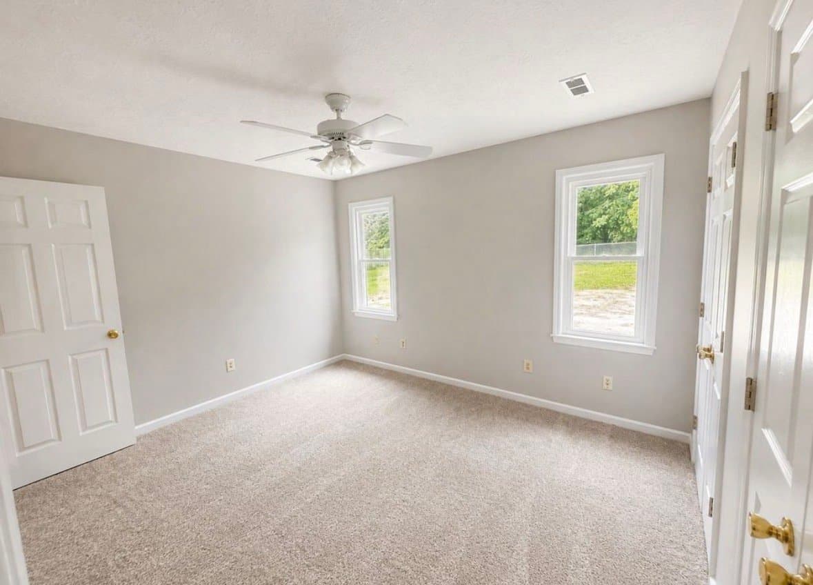 Fayetteville House: 633 Winthrop ct