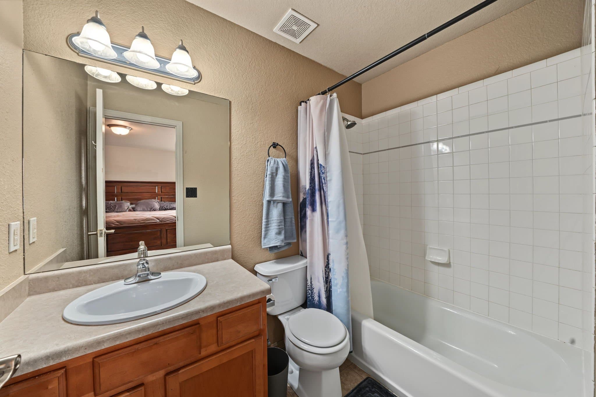 Grand Junction House: 3163 Pelton Drive