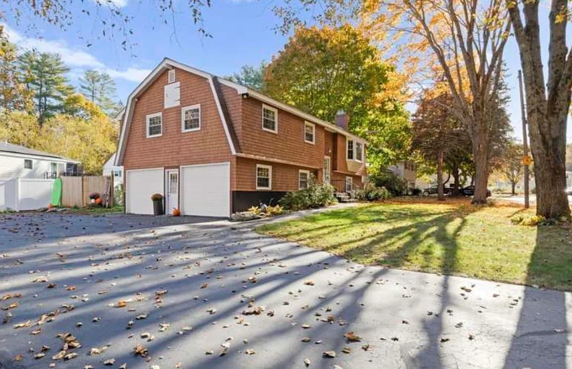 Portsmouth House: 4 Harding Rd