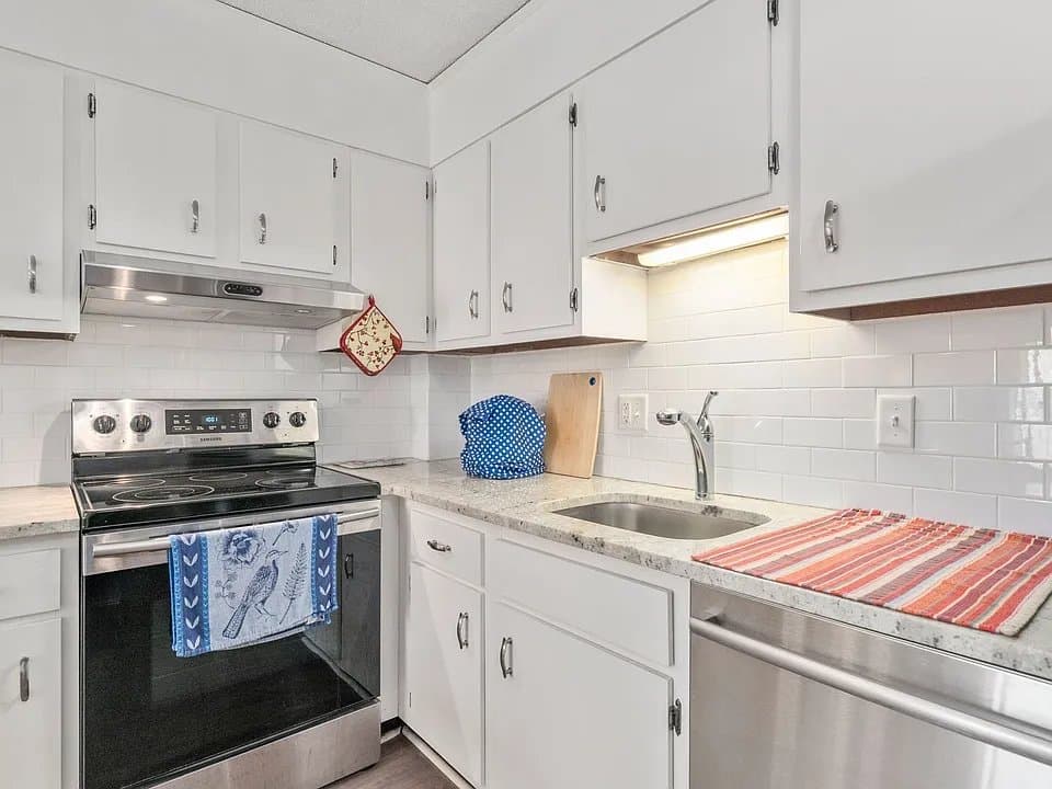 Watertown Apartment: 164 Galen St APT 53,