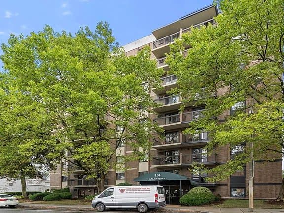 Watertown Apartment: 164 Galen St APT 53,
