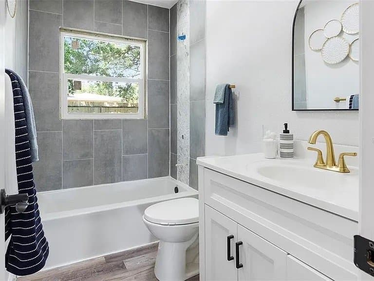 St PEtersburg House: 4629 26th Ave S