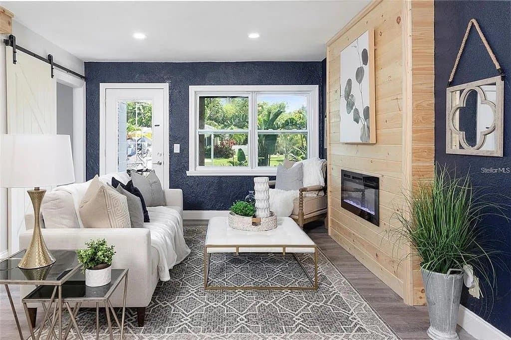 St PEtersburg House: 4629 26th Ave S