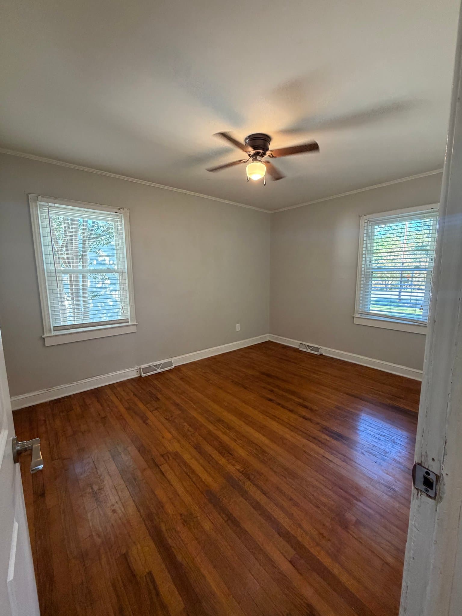 Greenville House: 14 Plymouth Ave