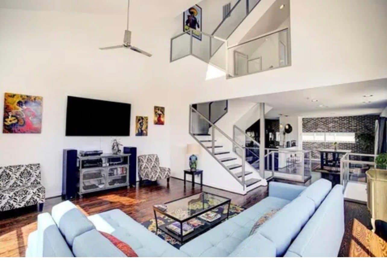 Houston Other: 2948 Commerce St
