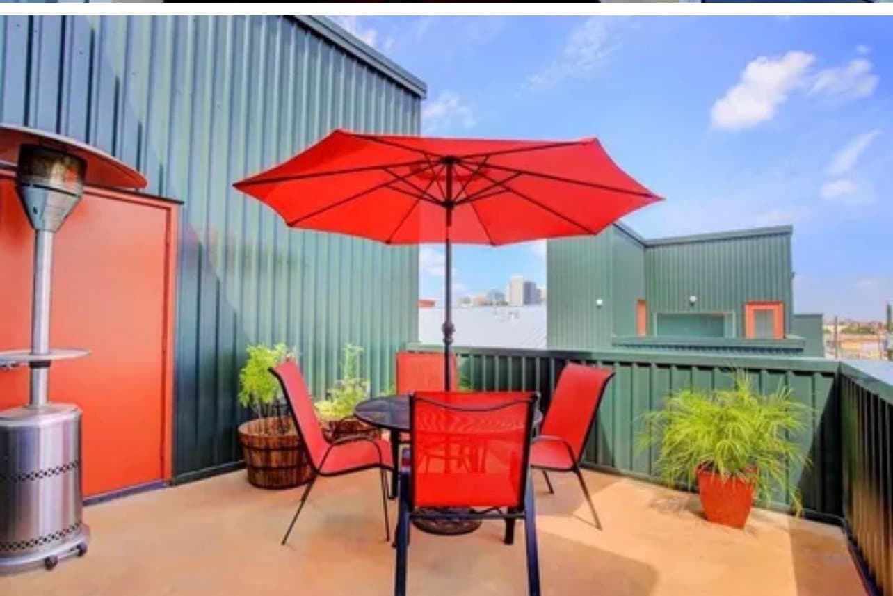 Houston Other: 2948 Commerce St