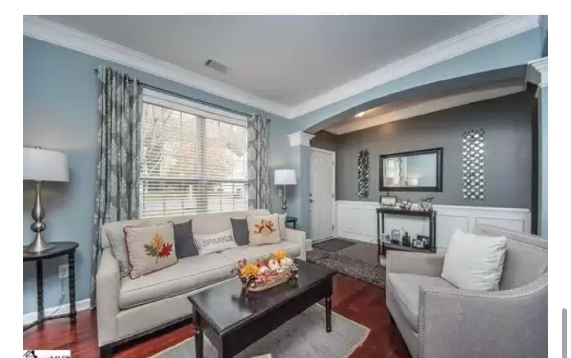 Duncan House: 750 Terrace Creek Dr