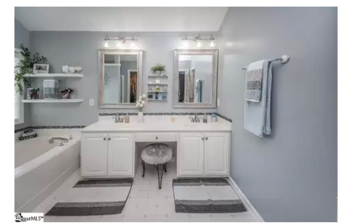Duncan House: 750 Terrace Creek Dr