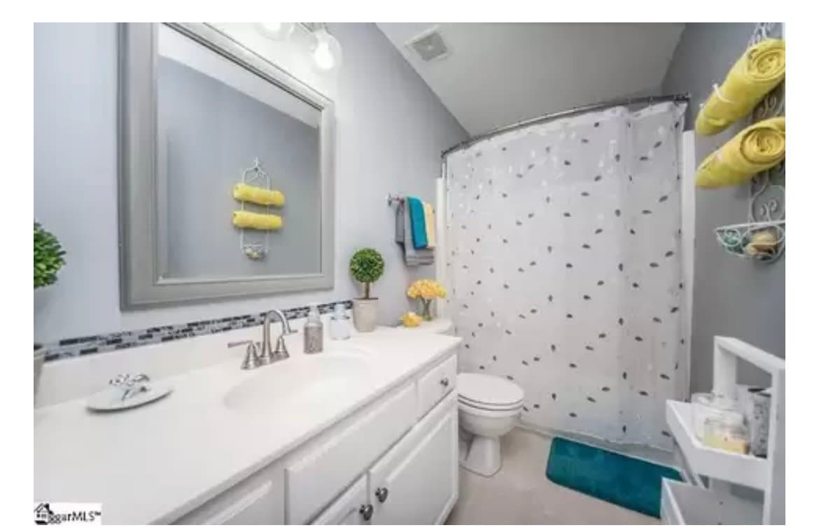Duncan House: 750 Terrace Creek Dr