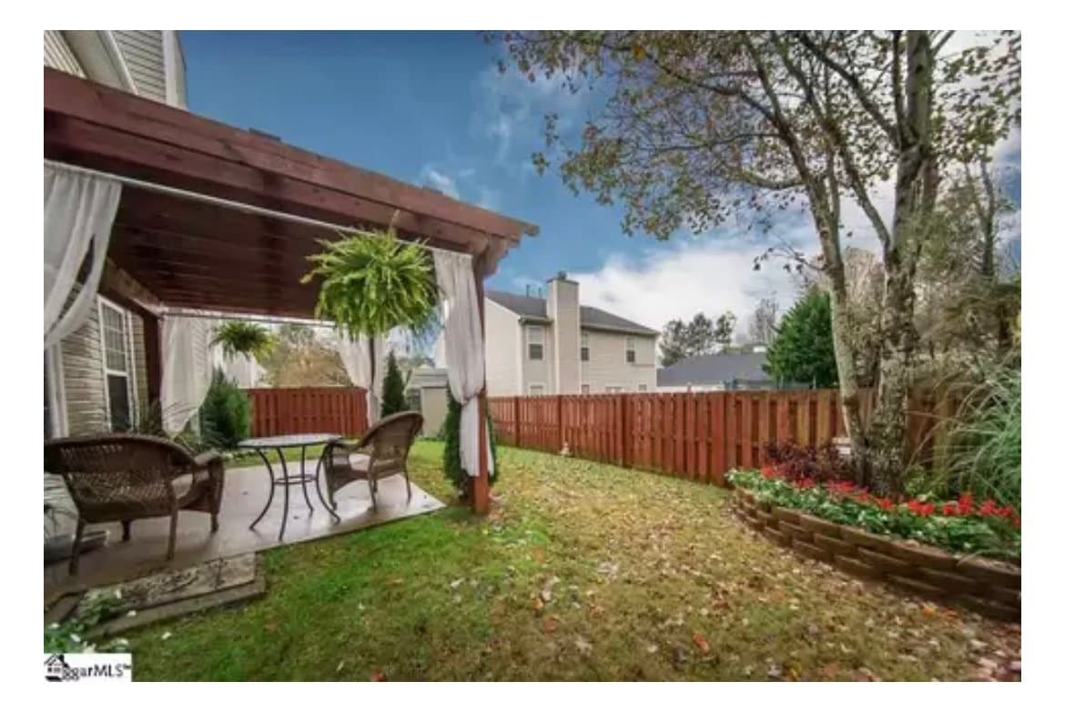 Duncan House: 750 Terrace Creek Dr