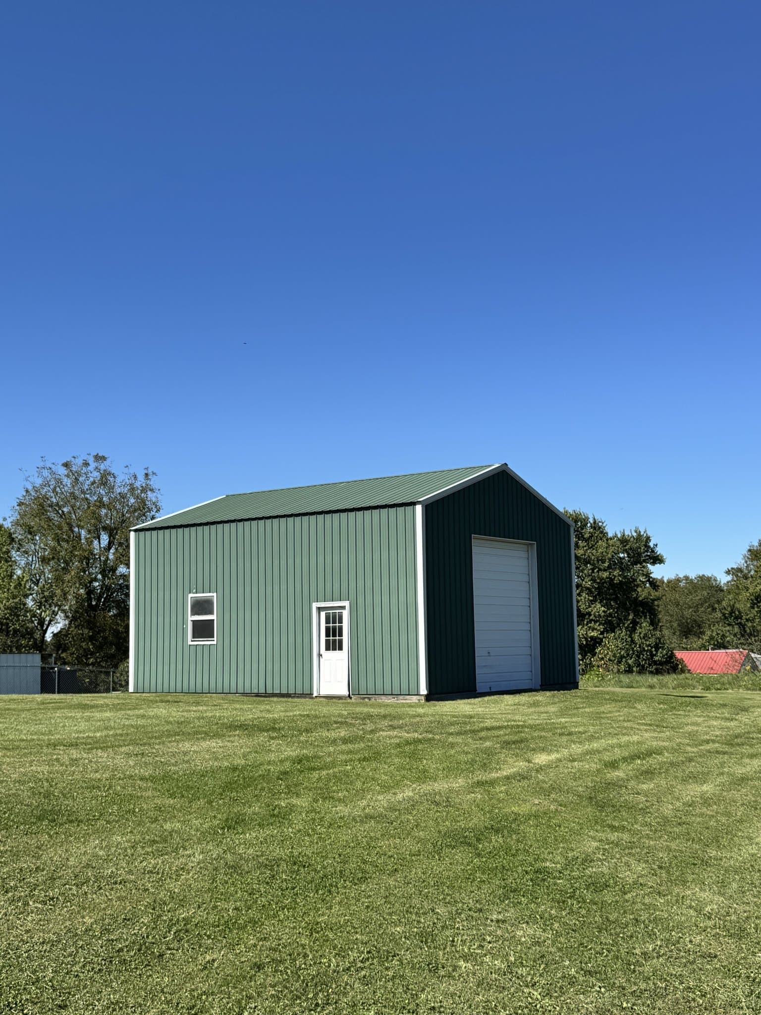 Bloomington House: 1385 E Rayletown Road