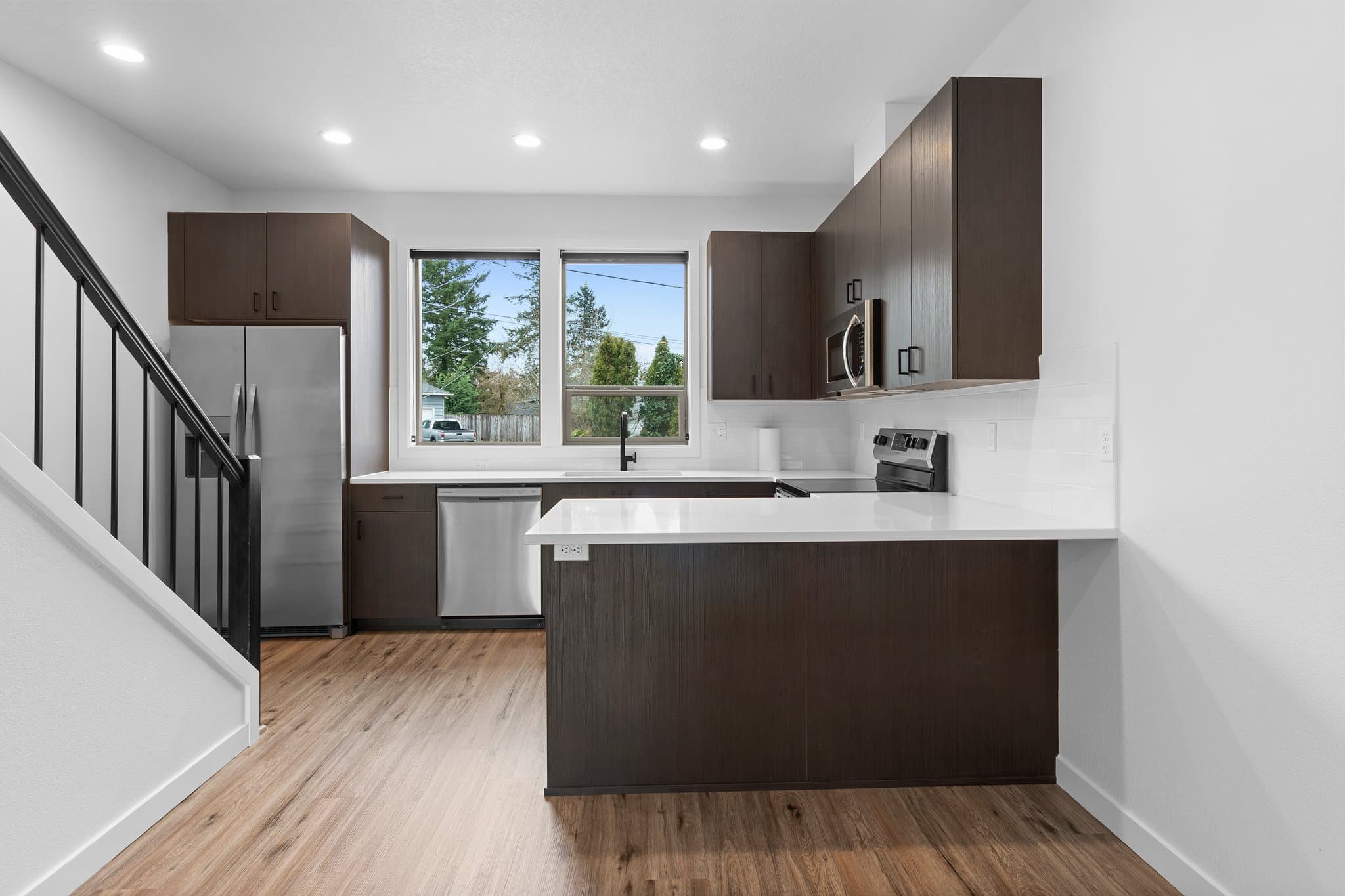 Oregon City Apartment: 305 Myrtle St