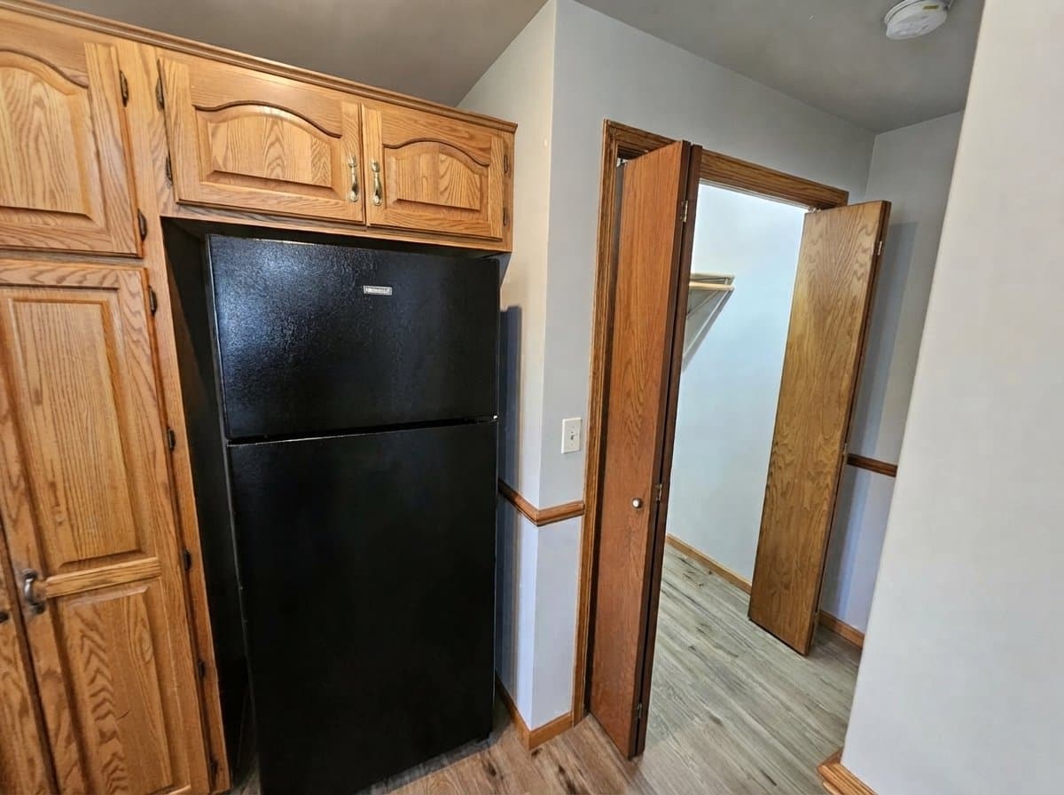 Appleton Multiplex: 1702 E Tracia Ln