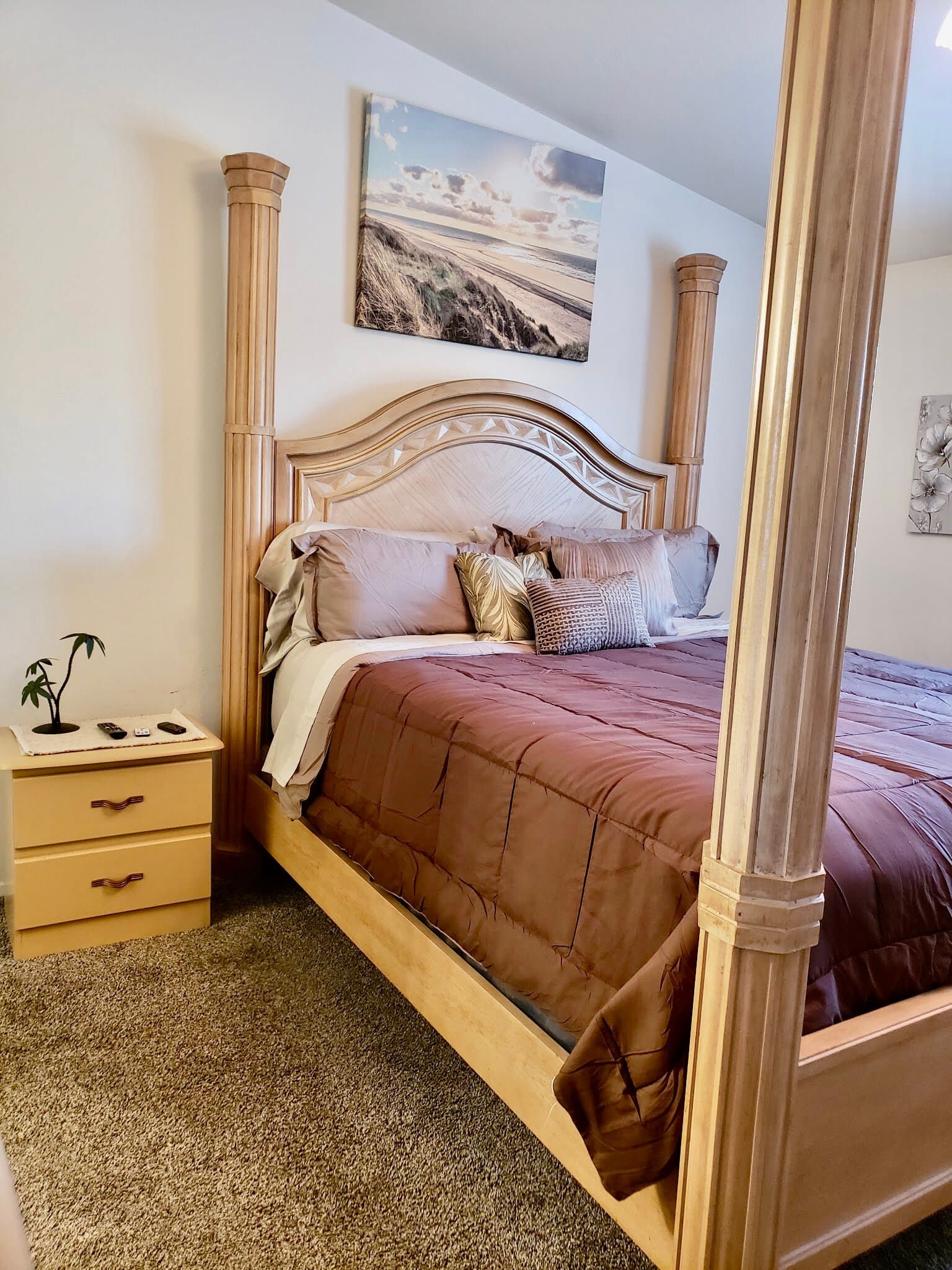 Bakersfield Single Room: 8412 Verona Dr