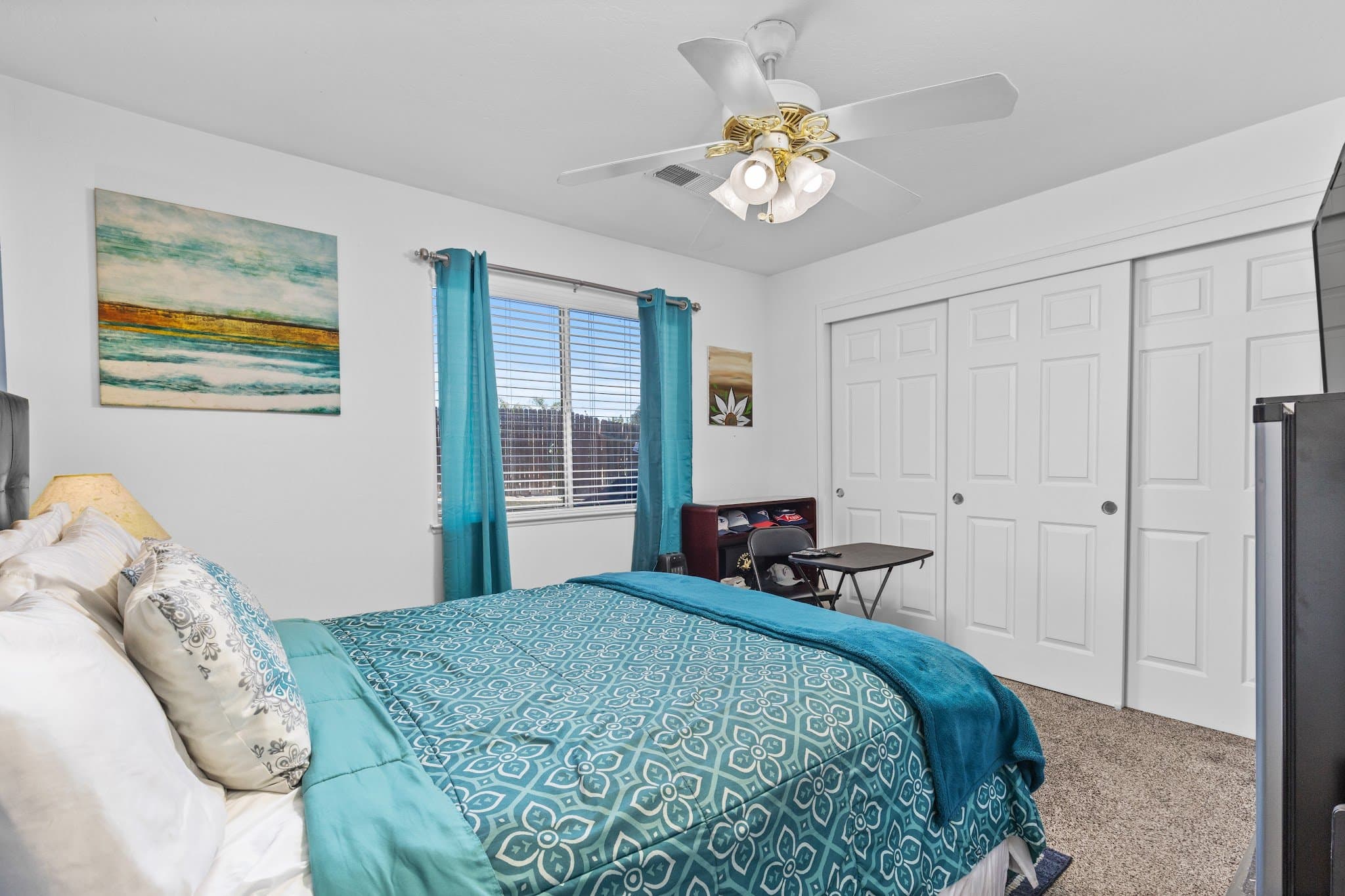 Bakersfield Single Room: 8412 Verona Dr