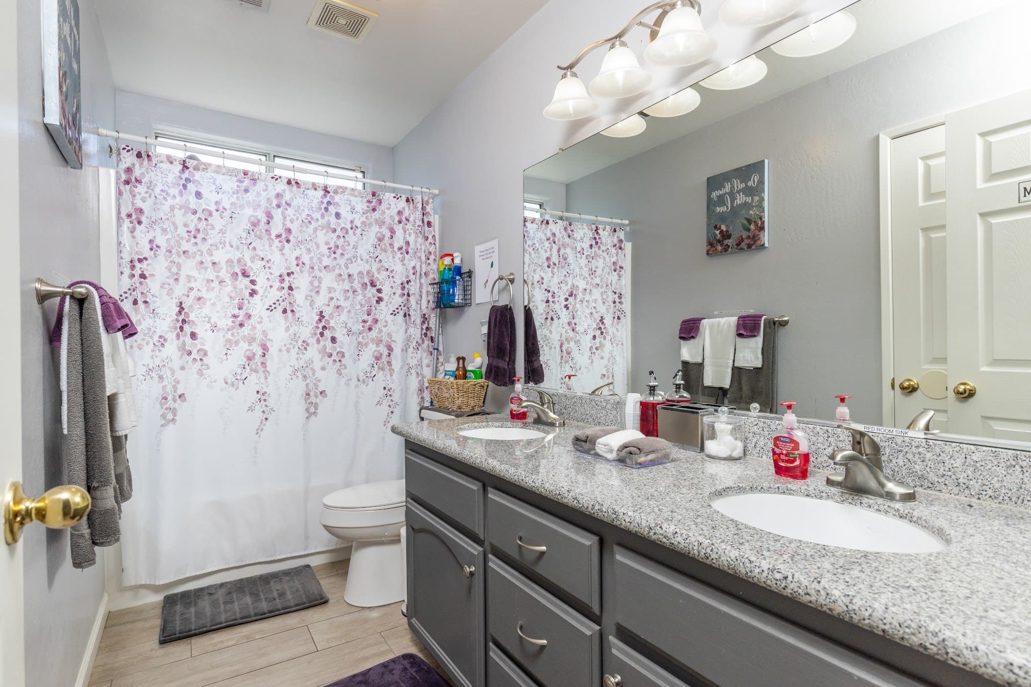 Bakersfield Single Room: 8412 Verona Dr
