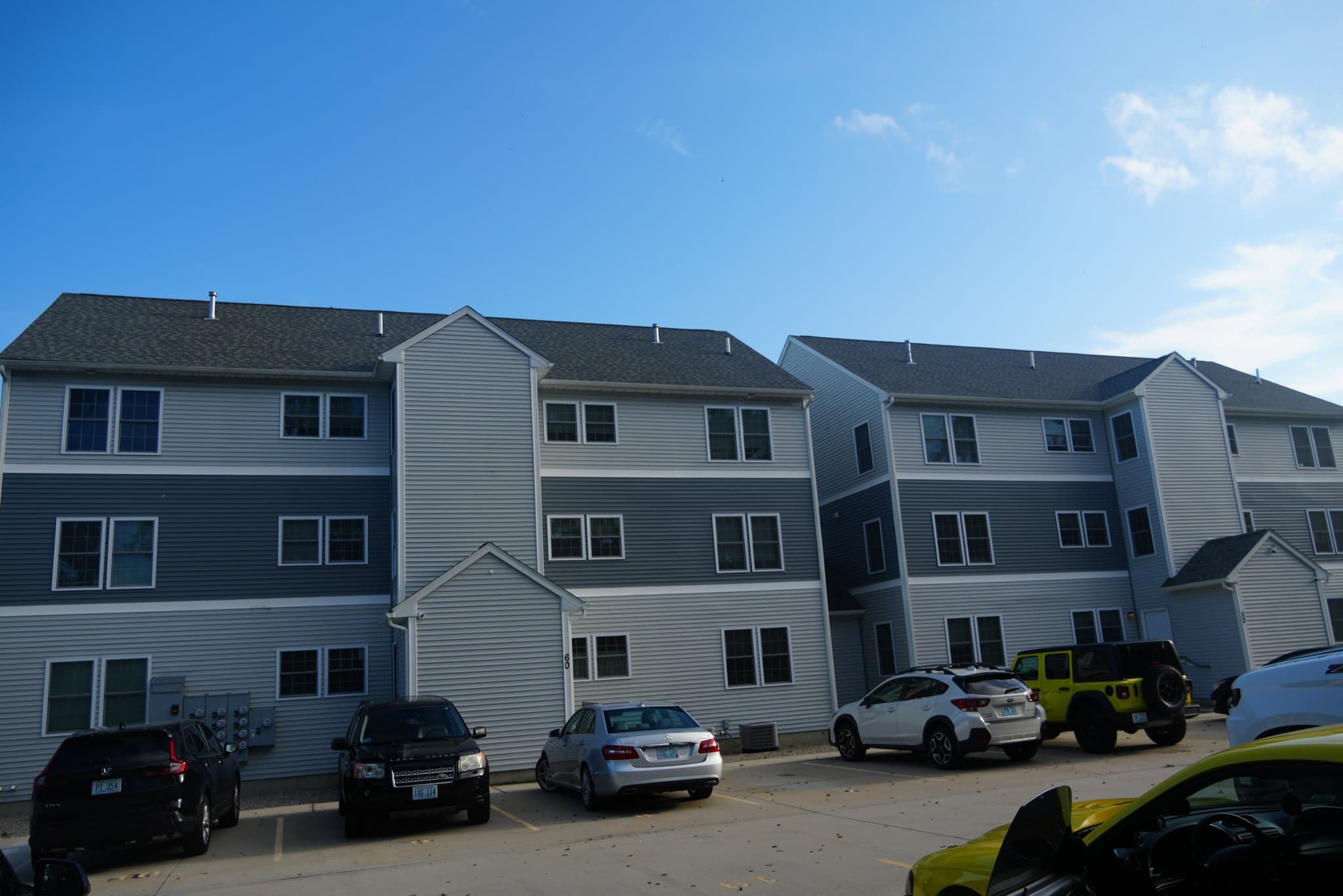 Riverside Condo: 60 Village Green South