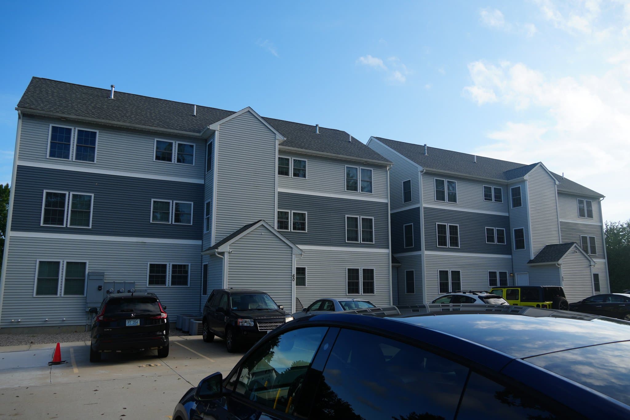 Riverside Condo: 60 Village Green South