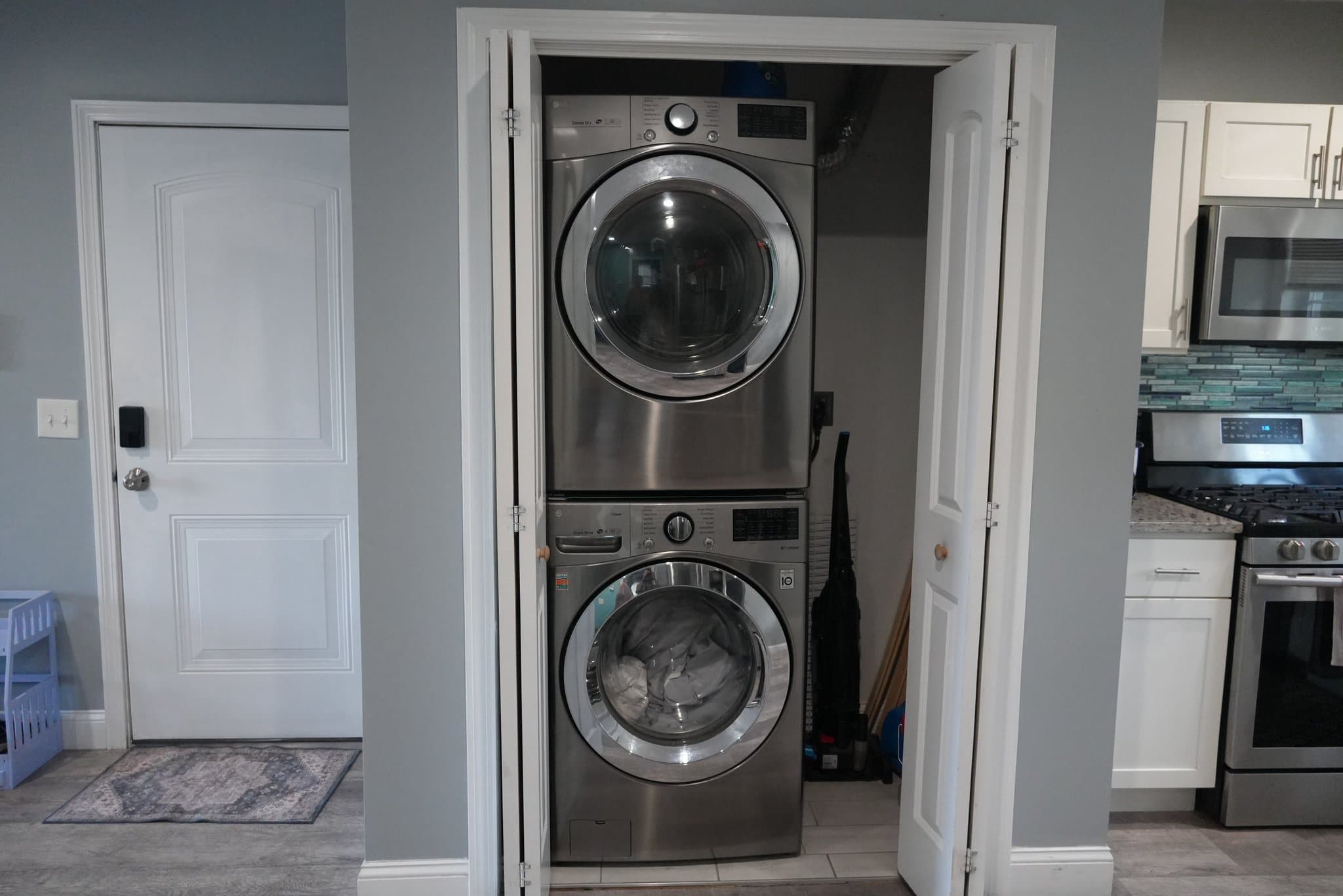 Riverside Condo: 60 Village Green South