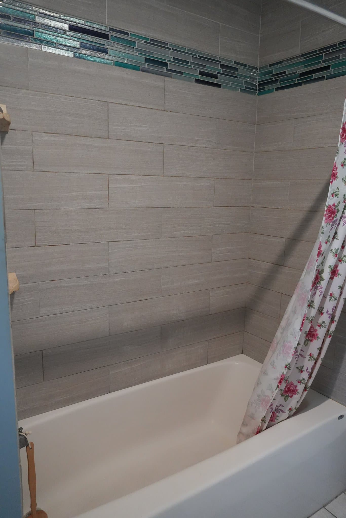 Riverside Condo: 60 Village Green South