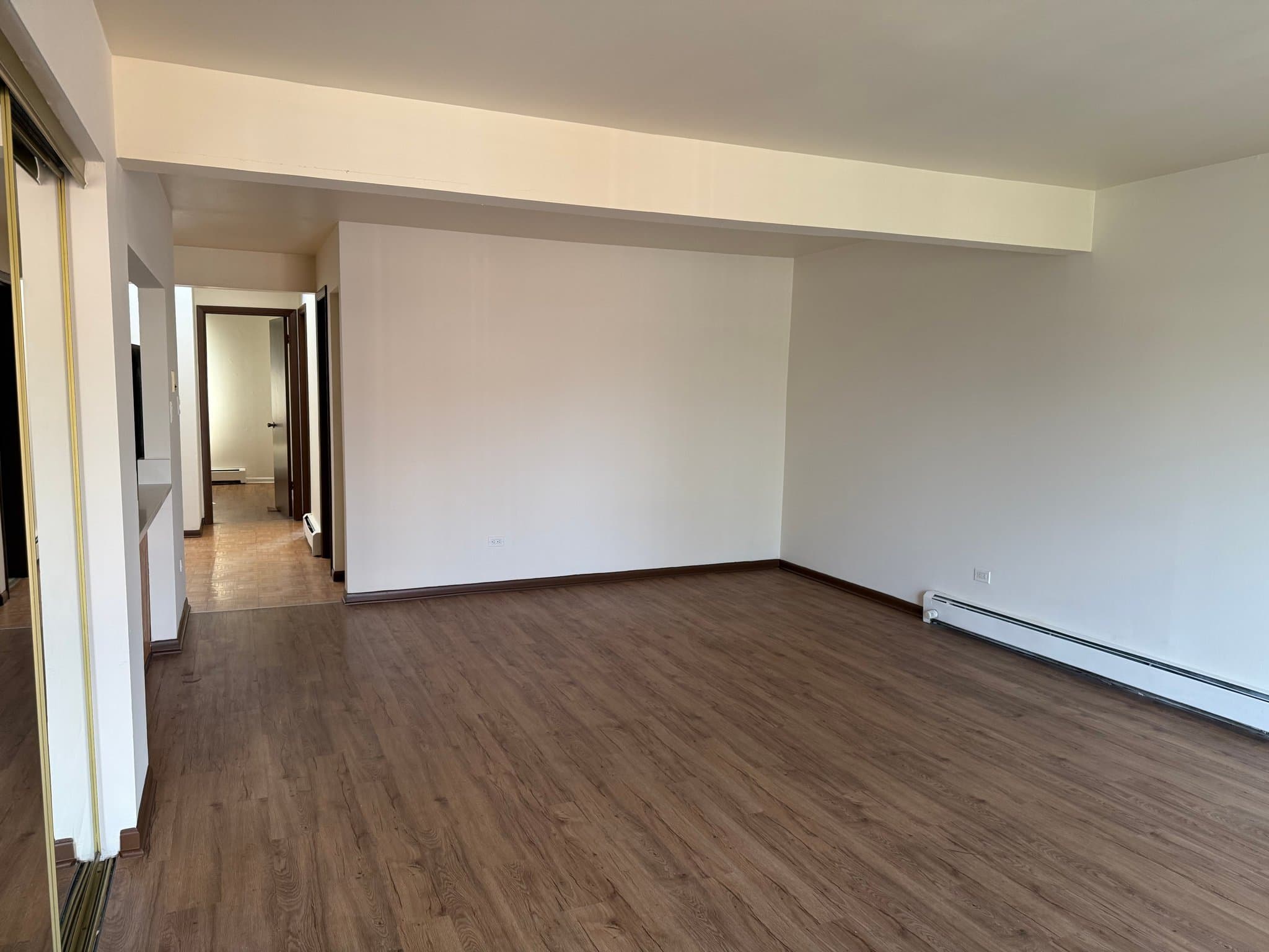 Wheeling Apartment: 490 Pleasant Run Drive