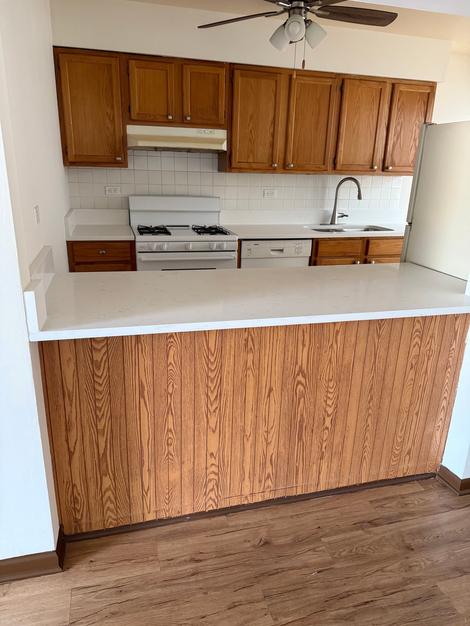 Wheeling Apartment: 490 Pleasant Run Drive