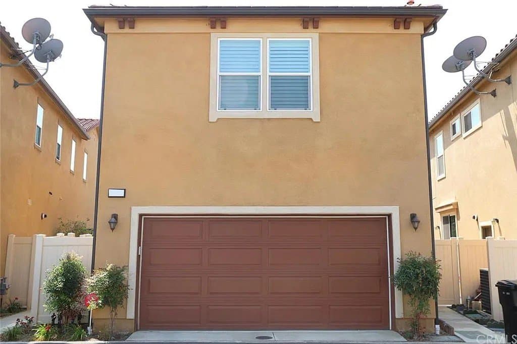 Santa Fe Springs House: 12451 Garden Pkwy
