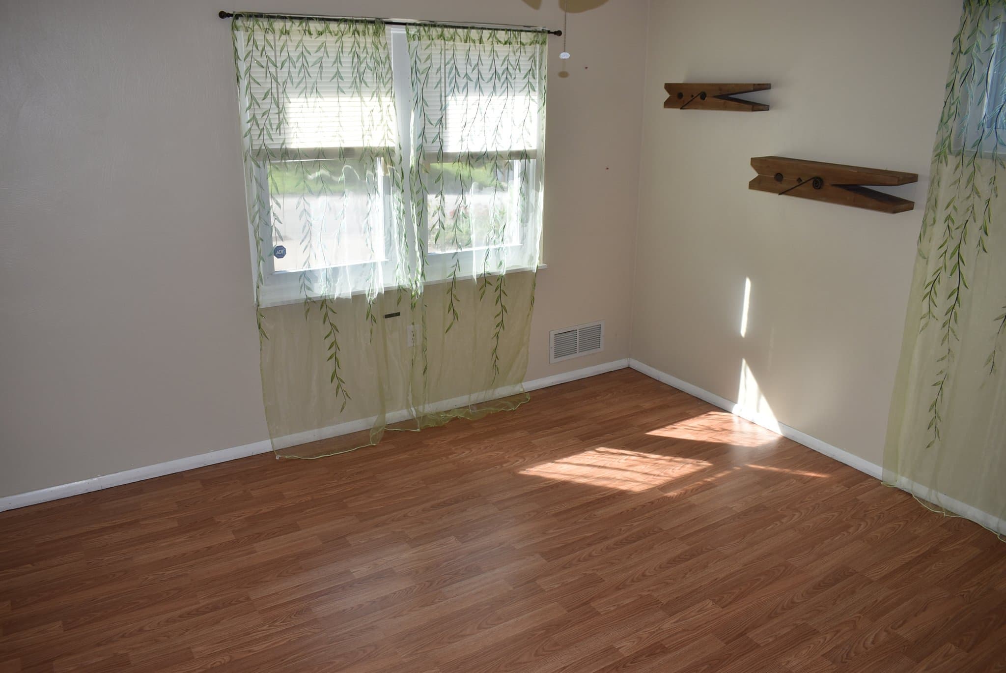 Harrison City House: 17 Saxony Dr