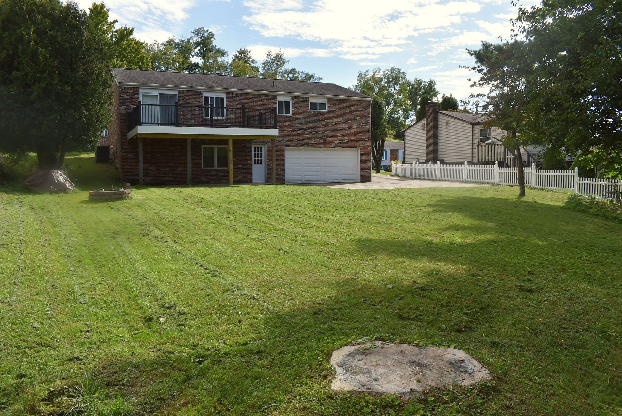 Harrison City House: 17 Saxony Dr