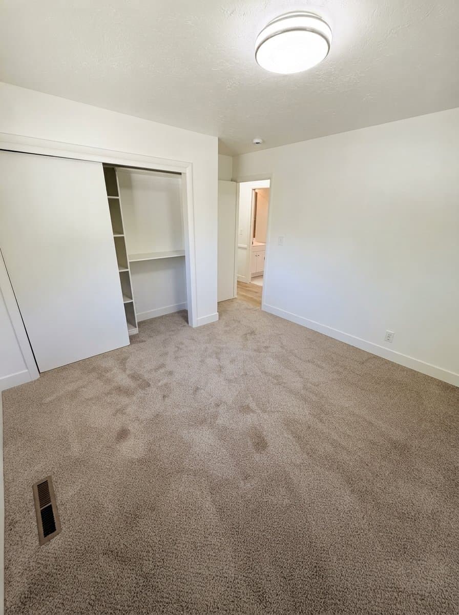 Draper House: 13160 S 300 E