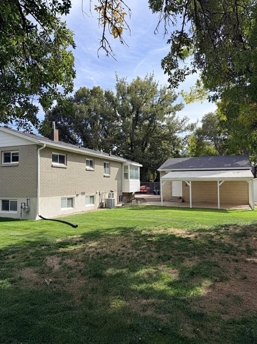 Draper House: 13160 S 300 E