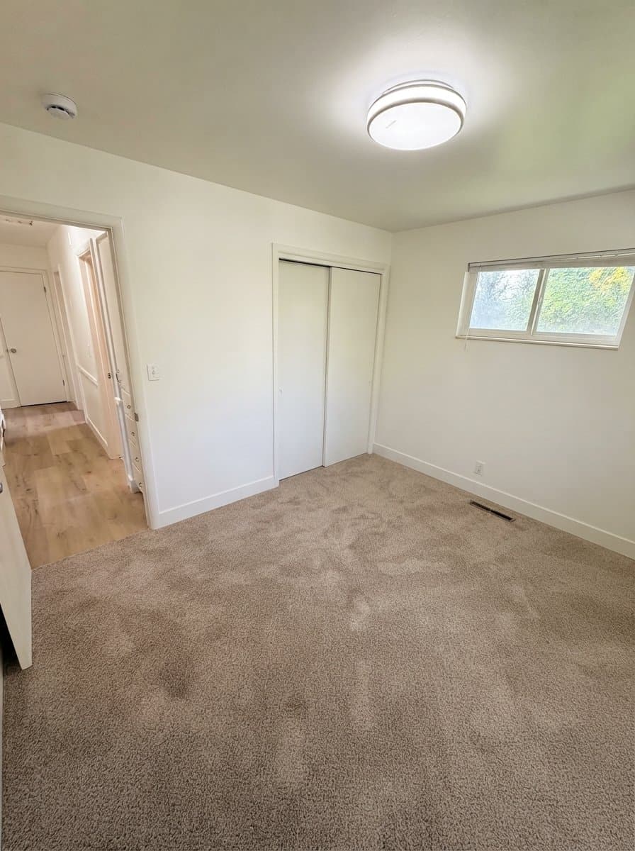 Draper House: 13160 S 300 E
